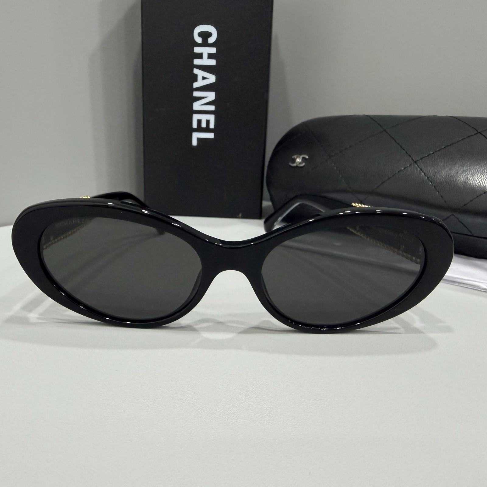 Chanel 5515 black cat eye frame women’s classic sunglasses 53-19-140 NEW