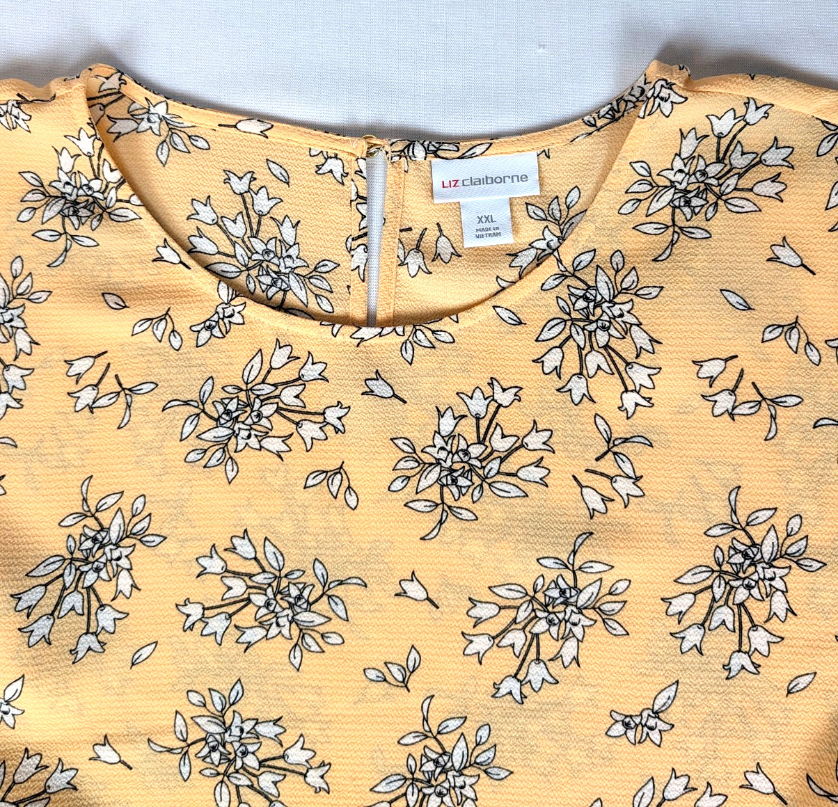 Liz Claiborne Women’s 2XL Yellow Floral Polyester Spandex Double Ruffle Cuff Top