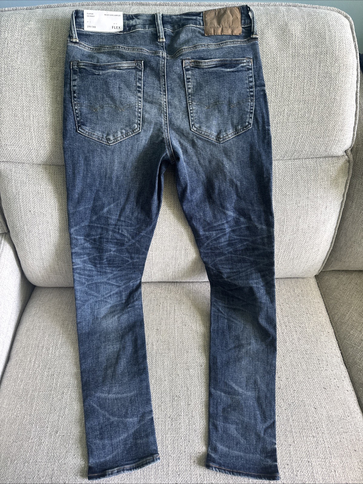NWT- 29/30 American Eagle Jeans Super Skinny Medium Indigo Next Level AirFlex