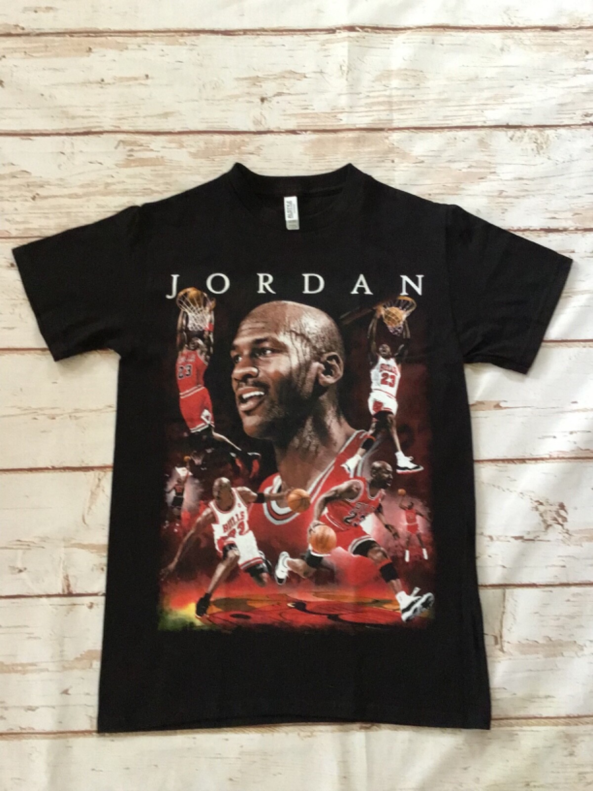 NEW- MICHAEL JORDAN – T-SHIRT