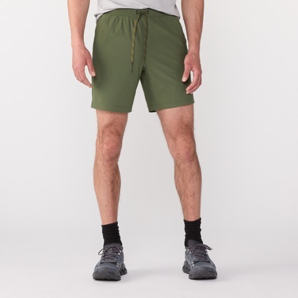 $74 RHONE Men’s Unlined Pursuit Shorts 9″ – Lichen Green – Medium -New With Tag
