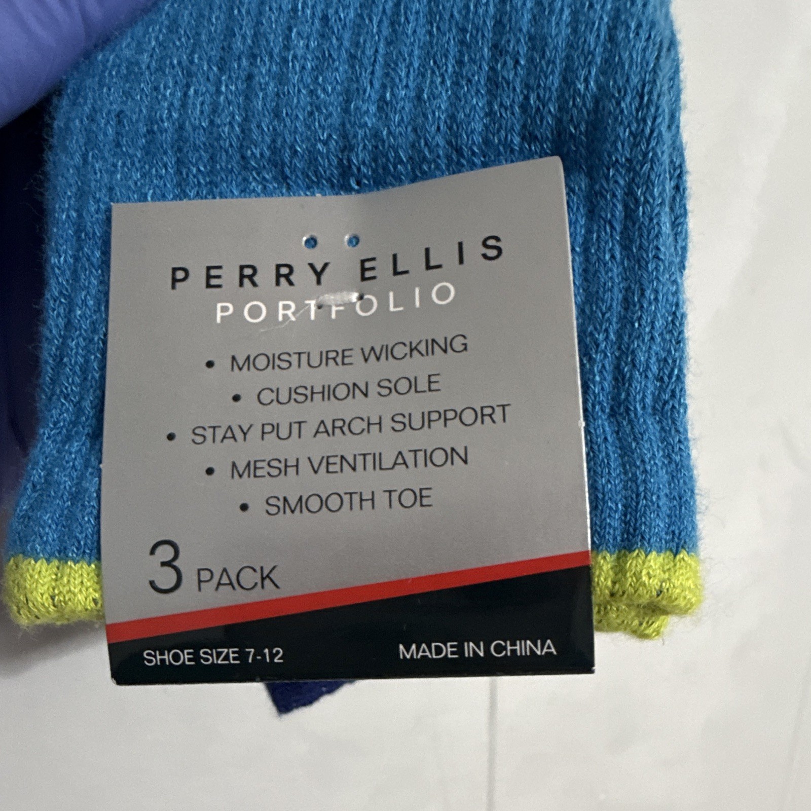 Perry Ellis Portfolio Men’s Moisture Wicking Cushioned Crew Socks 3 Pairs 7-12