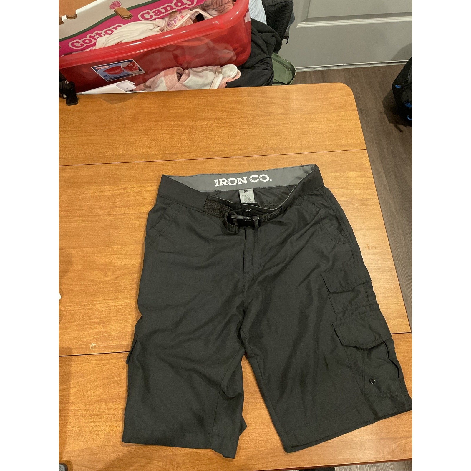 IRON CO. Men’s Black Utility Cargo Shorts with Belt-107