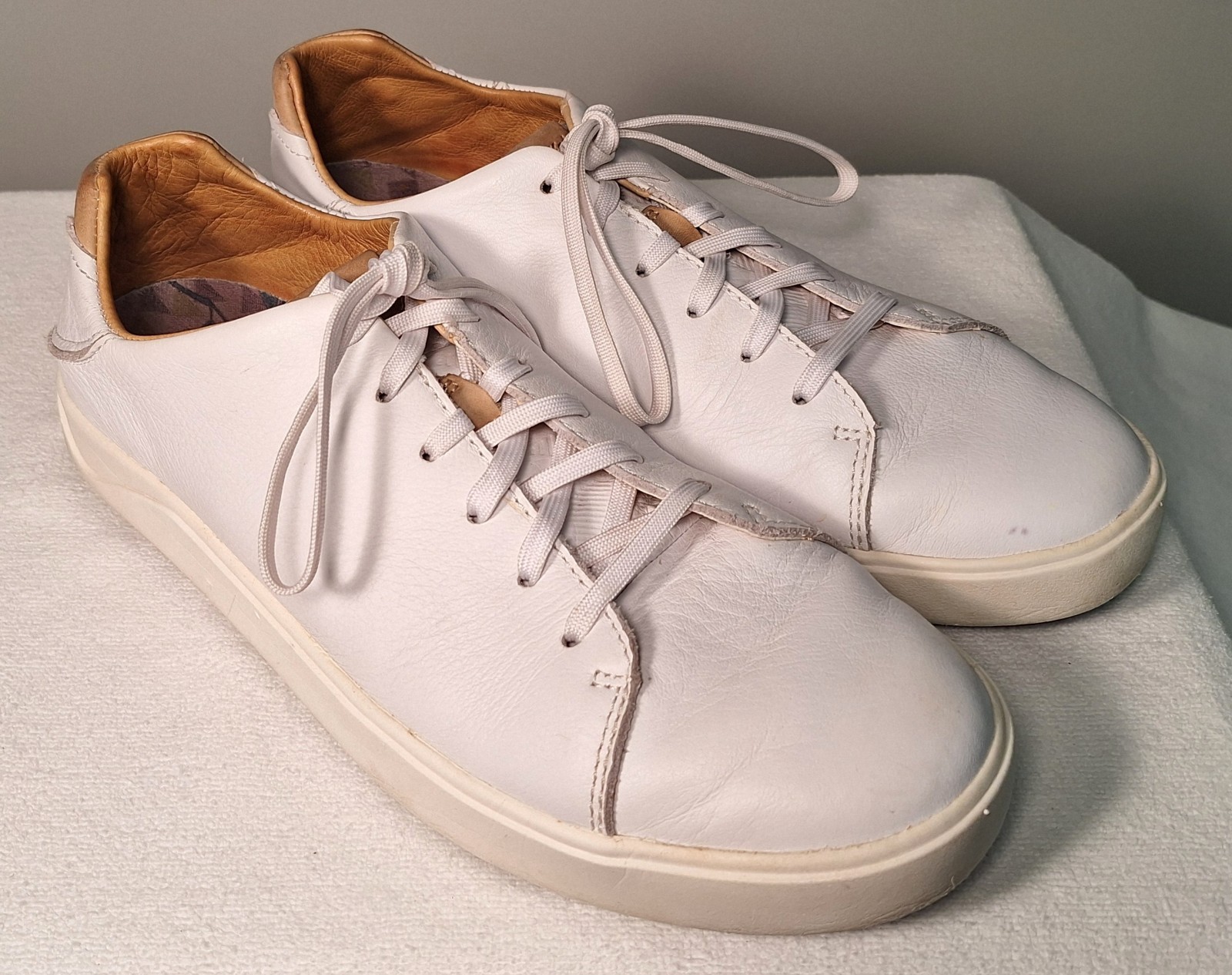 Olukai Lae’ahi Li ‘Ili Shoes Men’s Size 9.5 Leather Sneakers Low White