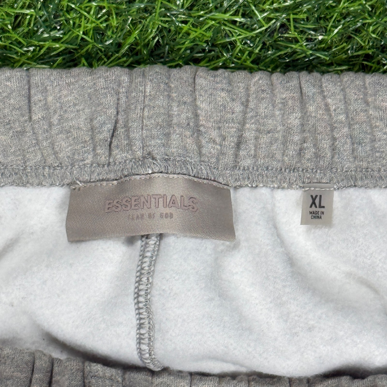 Fear of God Essentials Shorts SS22 Dark Oatmeal Gray – 100% Authentic (XS-XL)