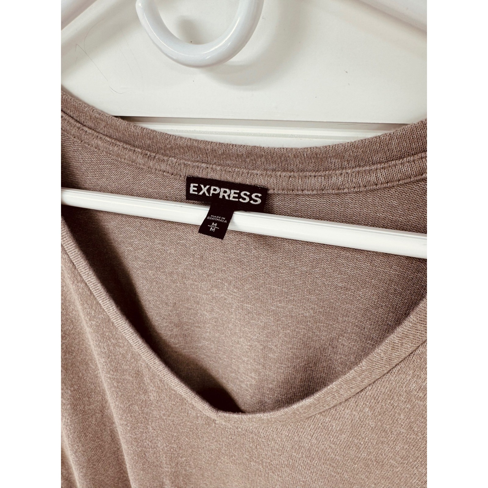 Express Womens Taupe Marl V-Neck Dolman Sleeve High-Low Hem Knit Top Size M