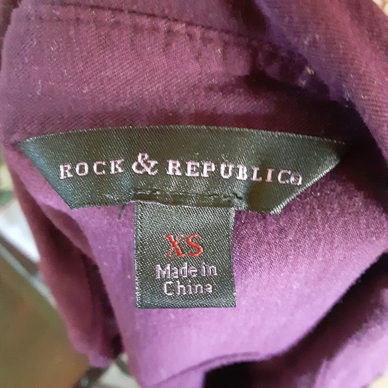 Rock & Republic Purple Button-Up Blouse XS Soft Drape Shirt Minimal Chic