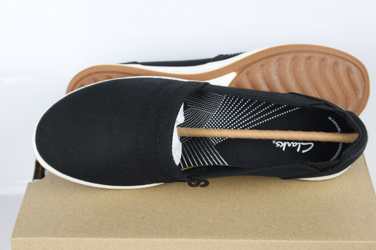 Clarks Women’s Breeze Step II Slip On Comfort Shoes Black 261 72774