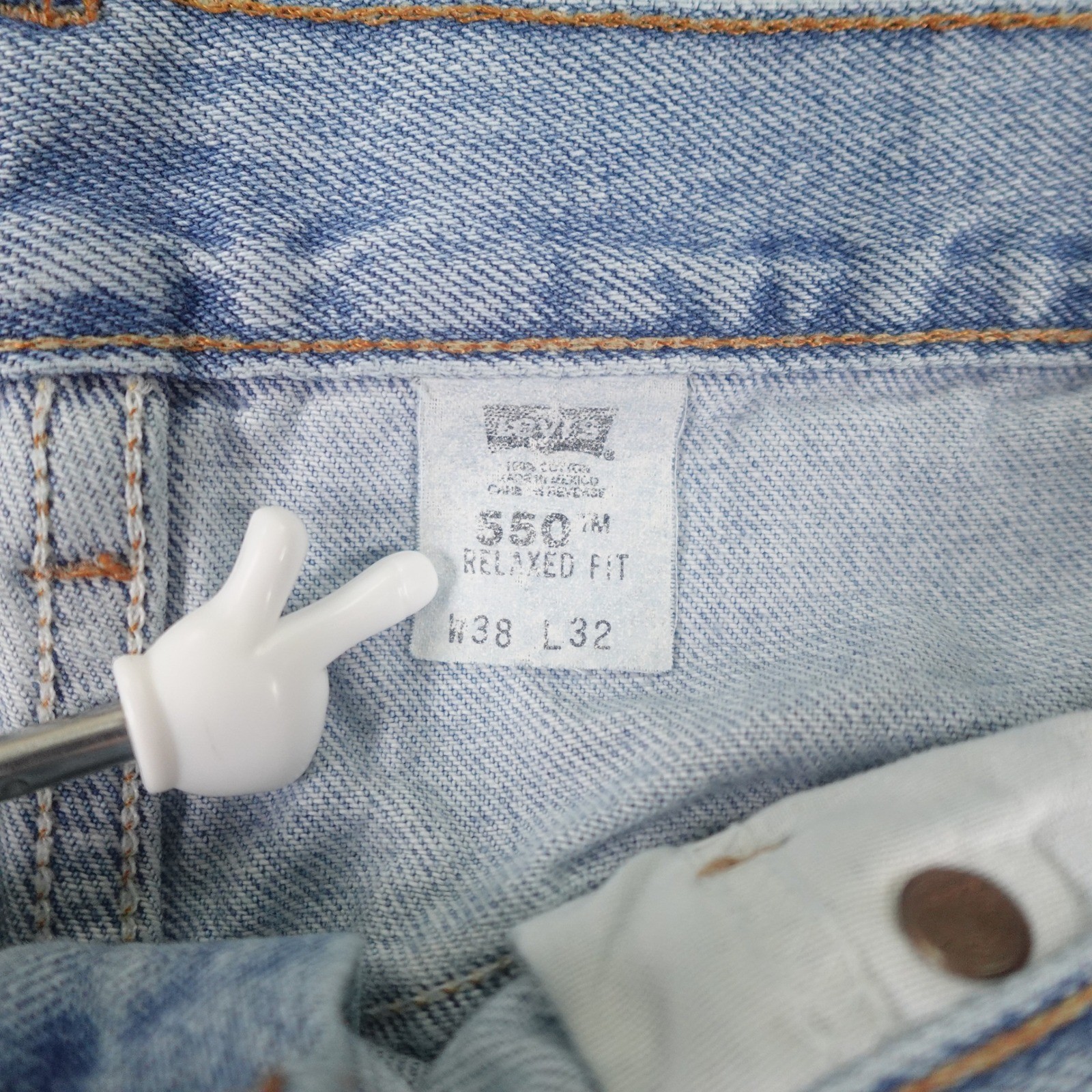Levis 550 Relaxed Fit Jeans Mens 38×32 Light Wash Denim Casual Pants (36×31.5)