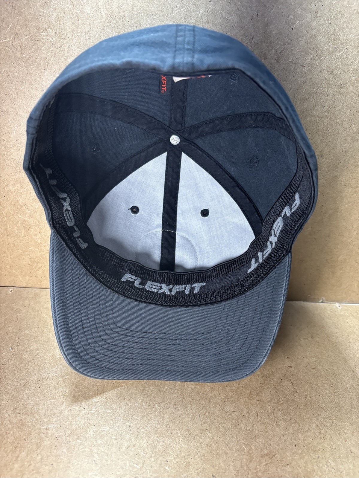 Salty Crew hat Black Flex Fit S-M