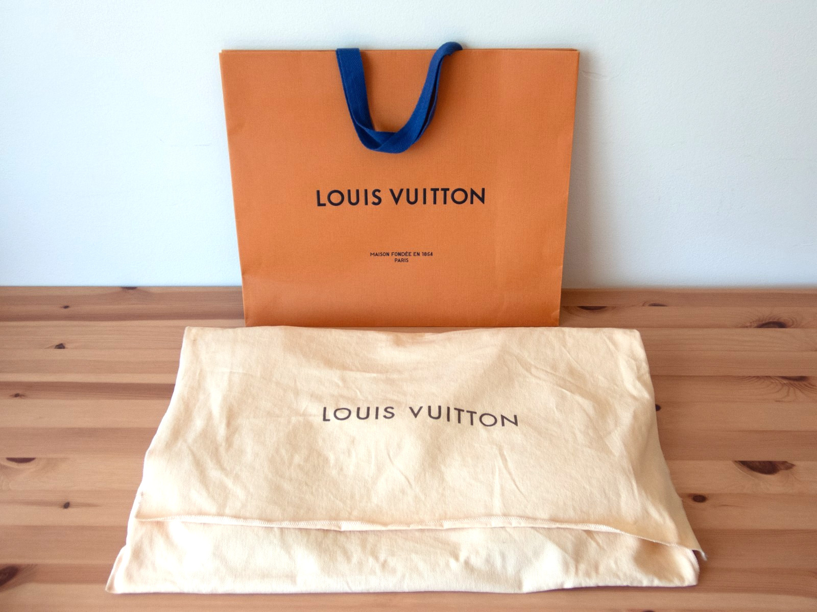 Louis Vuitton Galliera PM Damier Azur Shoulder Bag NEW Unused w/ Dust Bag
