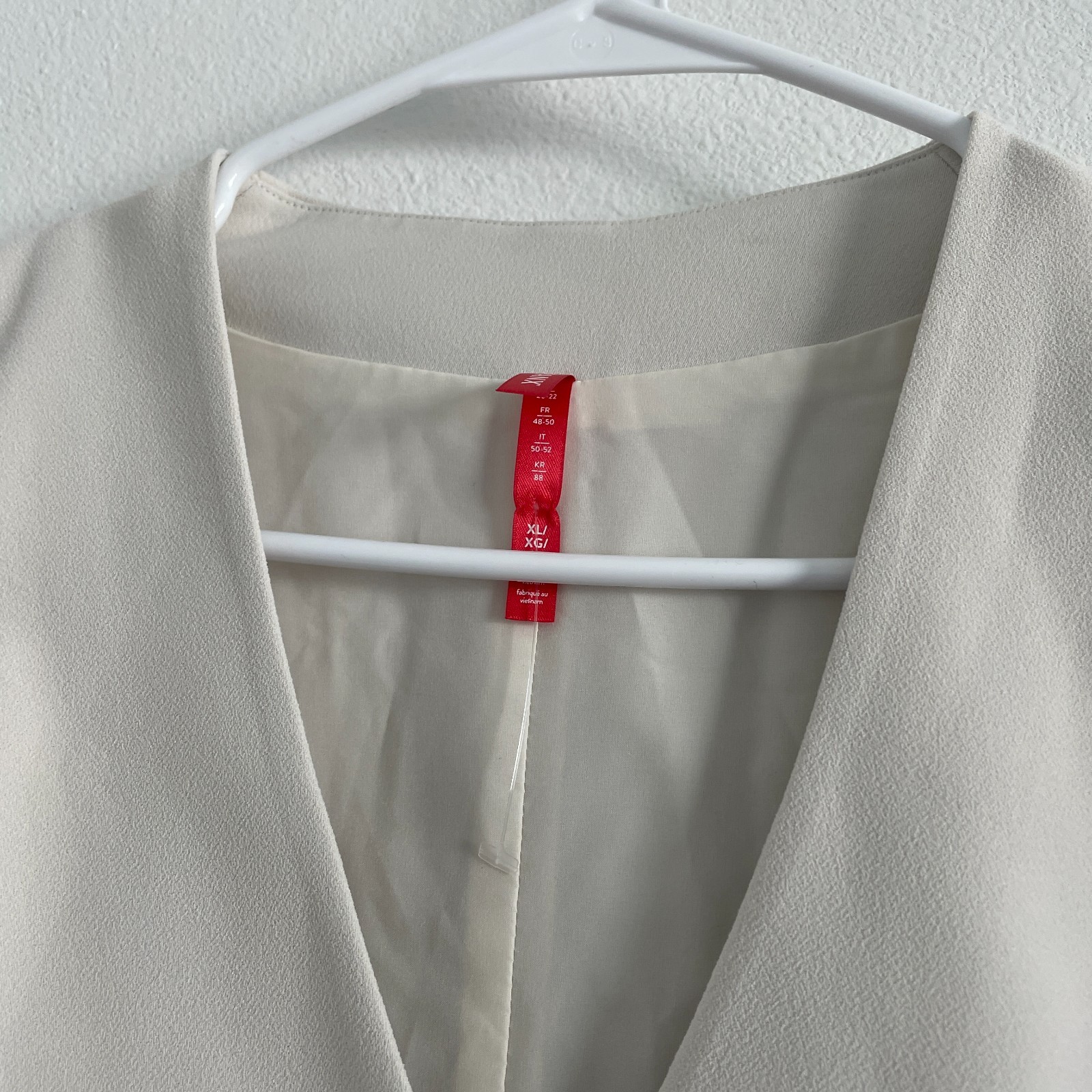 Spanx Crepe Vest Womens XL Tailored 3-Button Capsule Classic Office Parchment