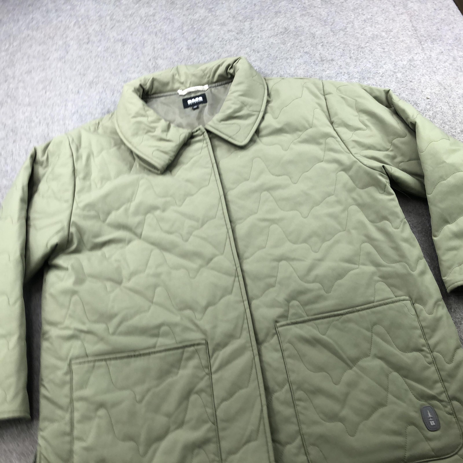 BASS Outdoor Jacket Women Large Green Olive Quilted Snap Front Insulated Pockets