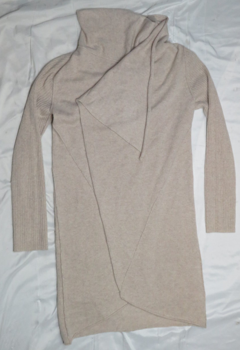TAHARI WOMENS US M OATMEAL HEATHER SWEATER CAPE WRAP LONG 100% CASHMERE 2-PLY