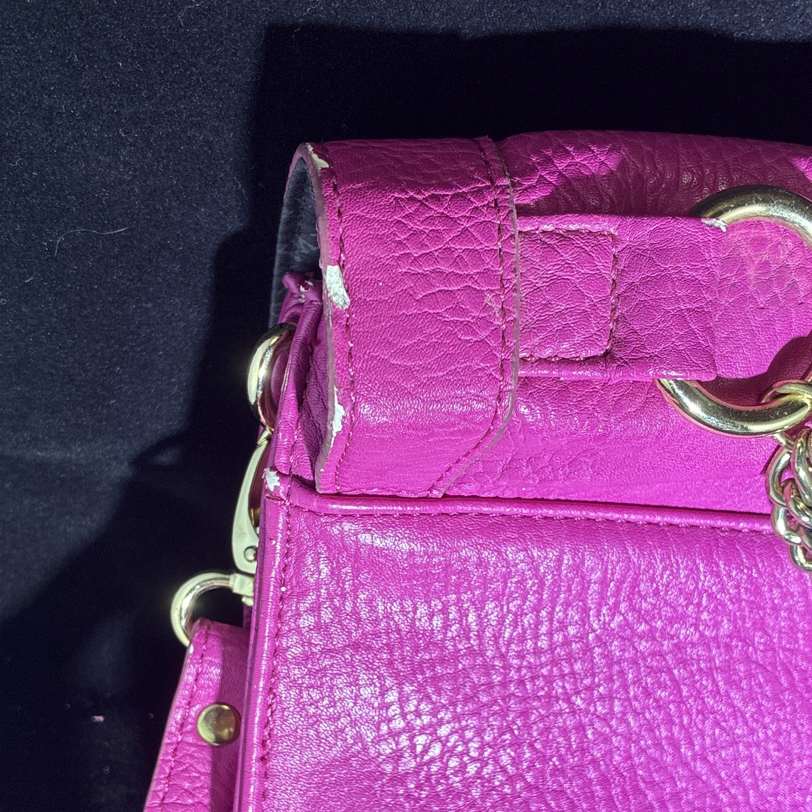 Olivia + Joy Pink Pebbled Crossbody Bag, Gold Chain, Turn Lock, Detachable Strap