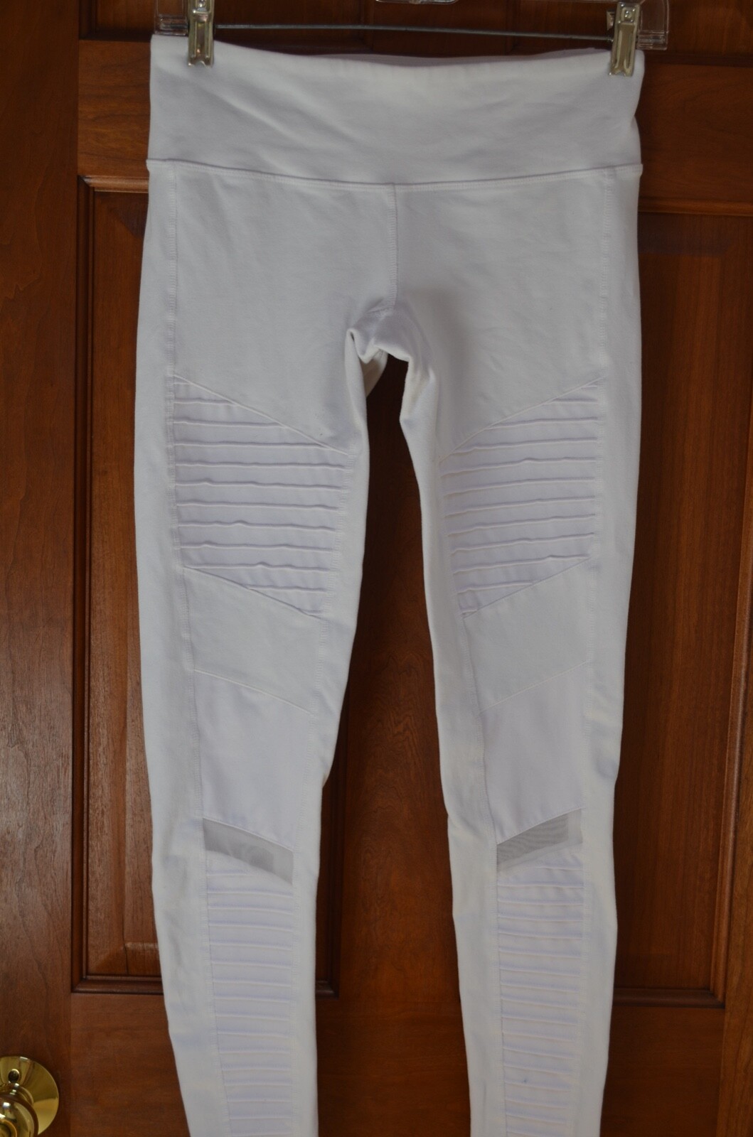 ALO White Moto Seamed 81% Nylon/19% Spandex Leggings Size S