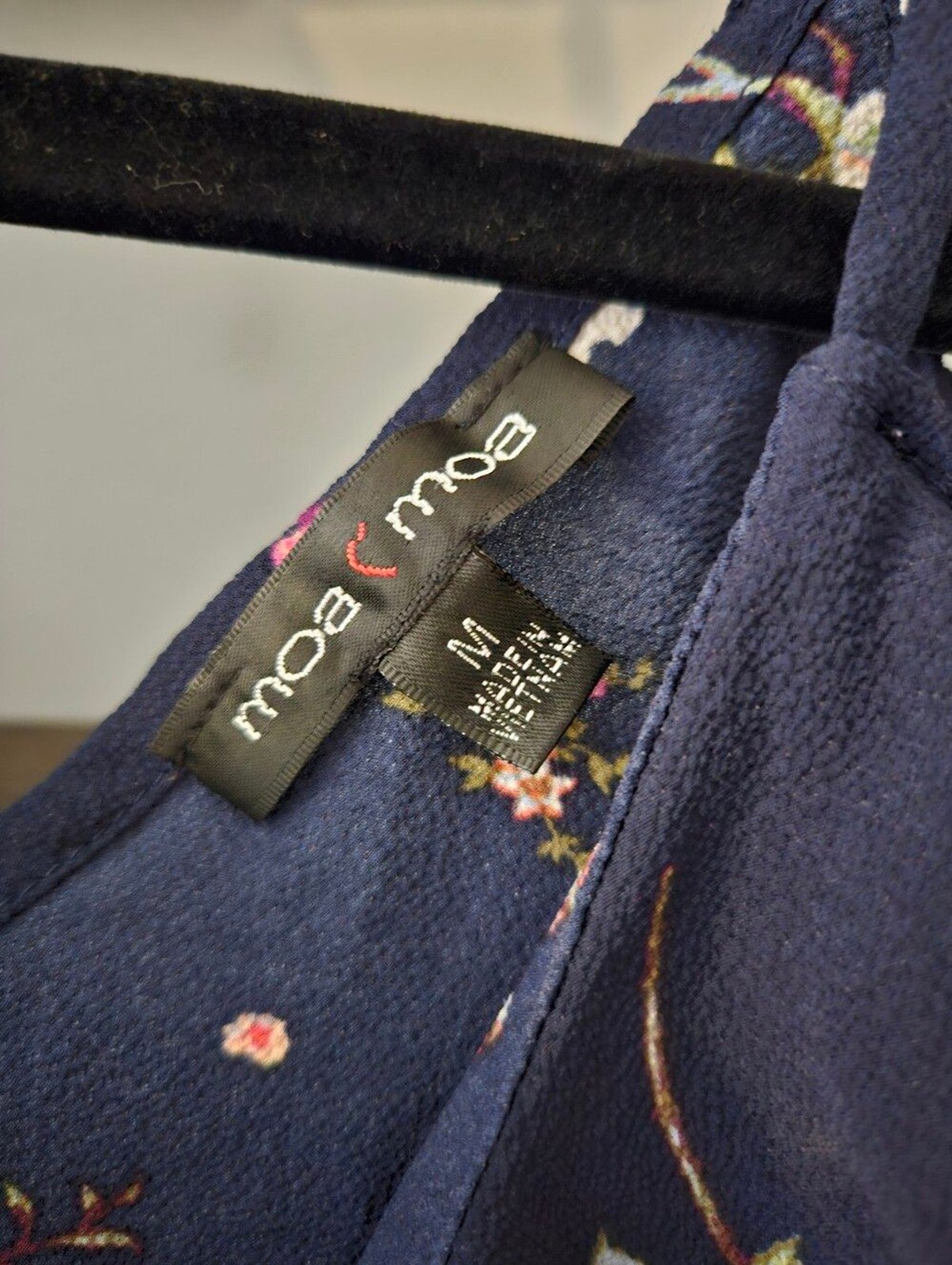 Moa Moa Women’s Navy Floral Cold-Shoulder Ruffle Blouse Size Medium NWOT