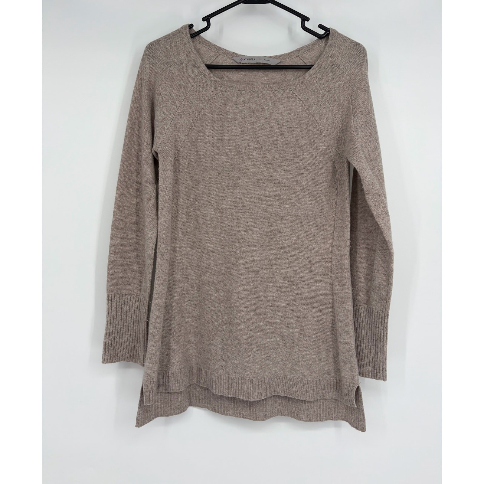 Athleta Amazilia 100% cashmere sweater