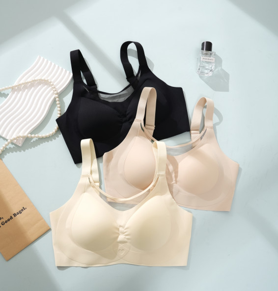 New Evelyn & Bobbie Beyond Bra Seamless Wireless Bra Multiple Sizes