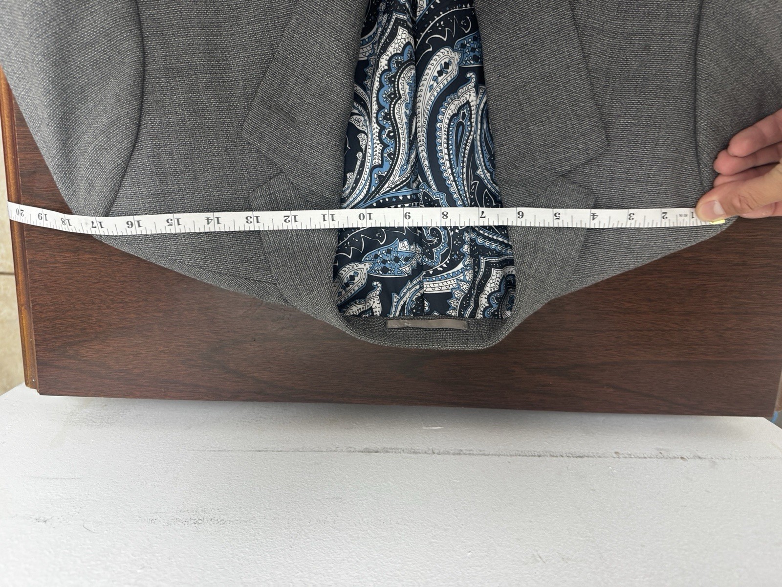 Garrison Bespoke Grey Wool Suit 40 R