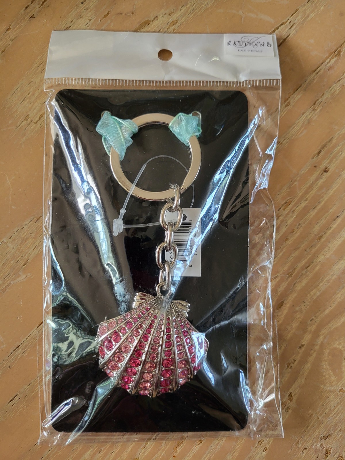 NEW Alexander Kalifano Vegas Pink Rhinestone Sea Shell Charm Keychain