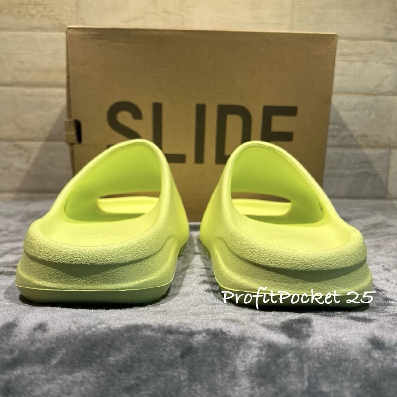 Yeezy Green Glow Sandal Slides Size 10