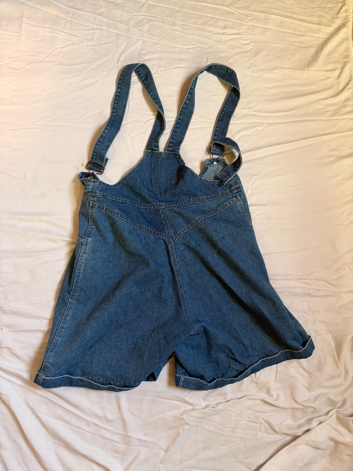 Vintage 80’s/90’s Jessie Jeans Denium shortalls / overalls Size 11/12