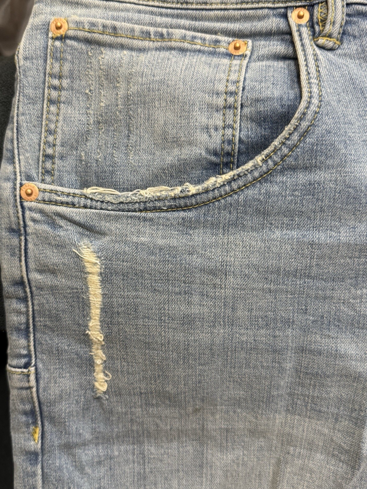Purple Jeans Size 40 P002 Light Indigo Blowout Denim