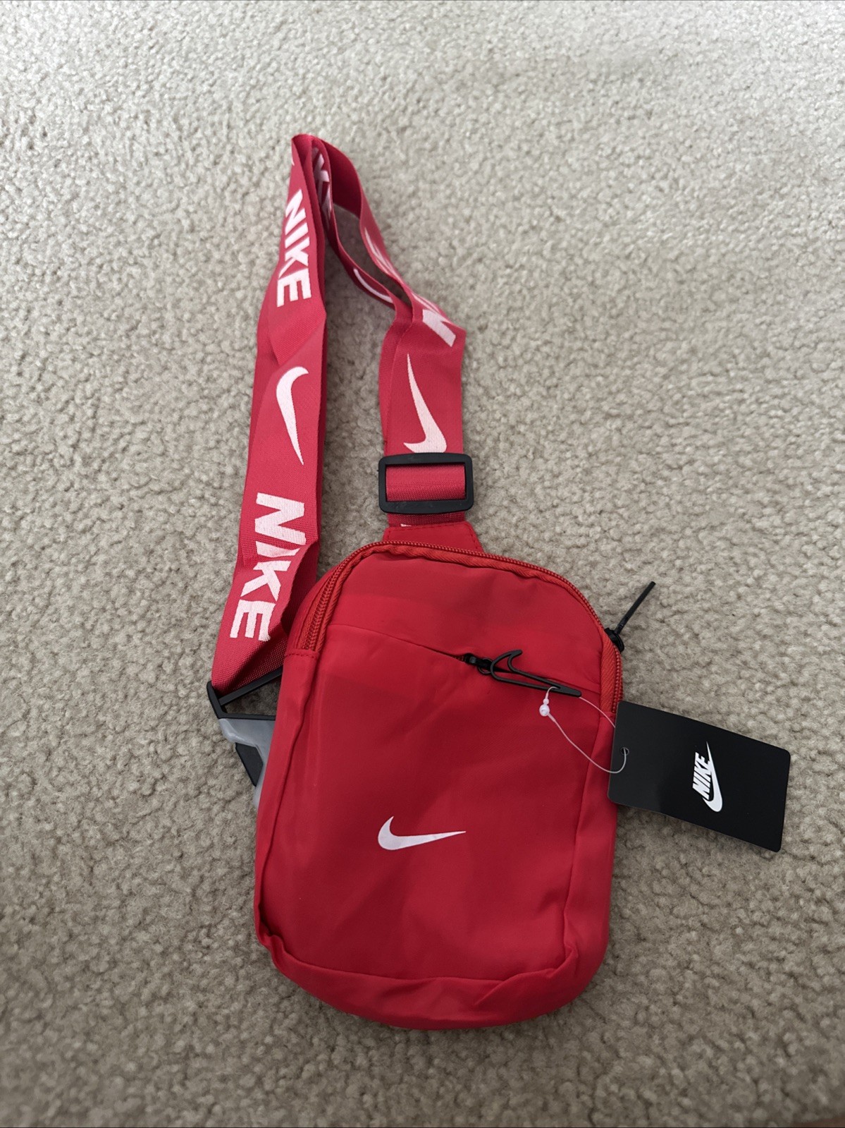 NWT Nike Mini Adjustable Sling Crossbody Shoulder Bag 5×7