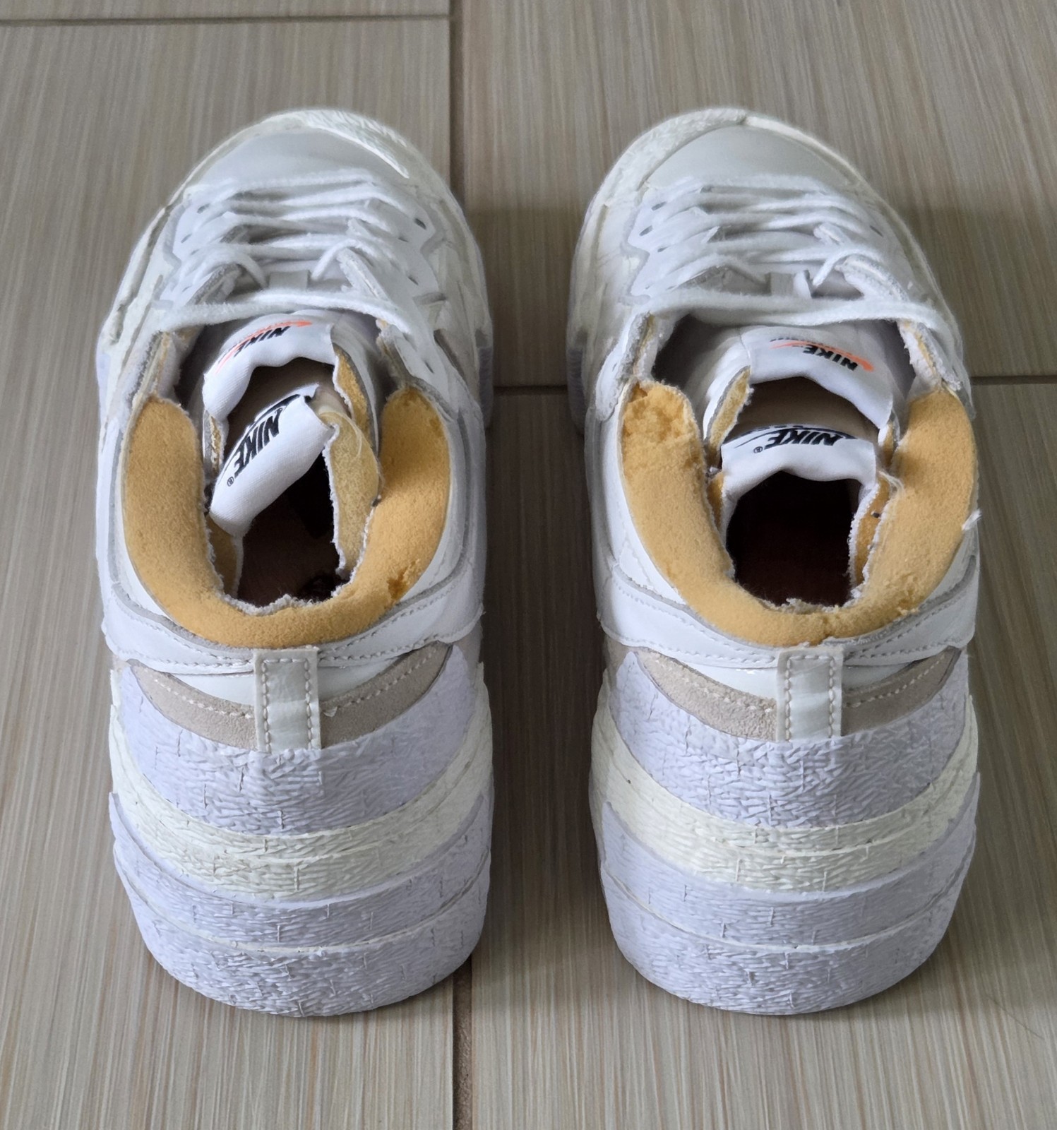 Nike Sacai Blazer Low White Patent DM6443-100 Leather Men’s 11 Sneakers Low Top