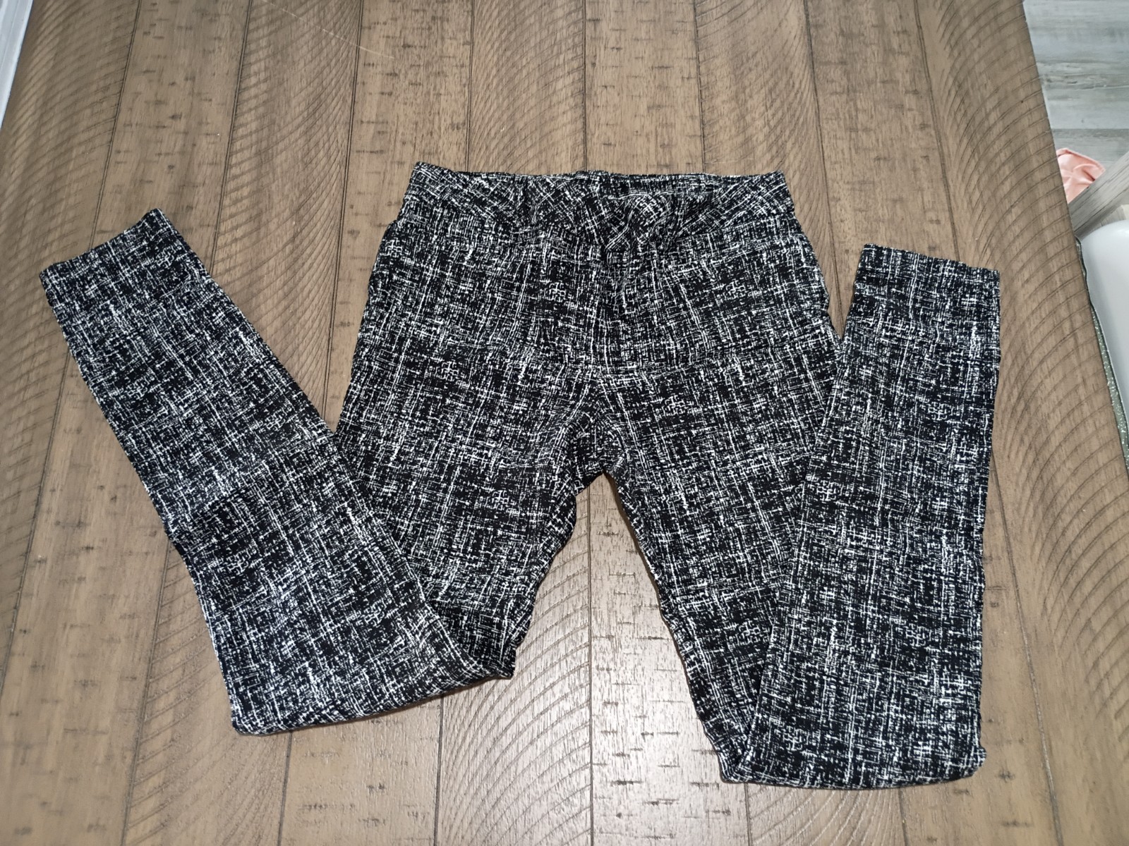 IZ Buyer Women’s Checkered Print Pants Black White Size 5