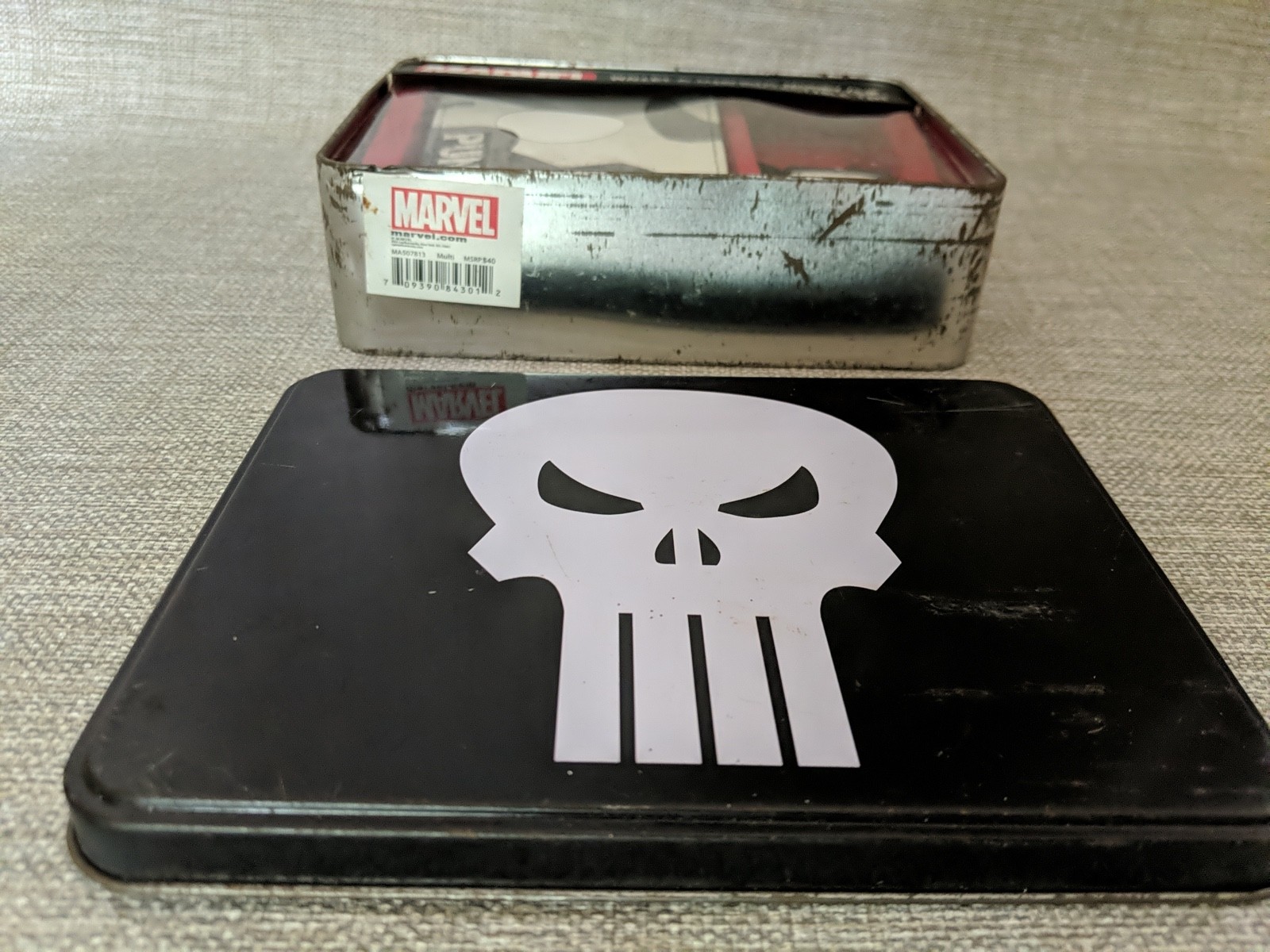 The Punisher Bifold Wallet with Money Clip Tin Marvel Comics Novelty Black NOWT