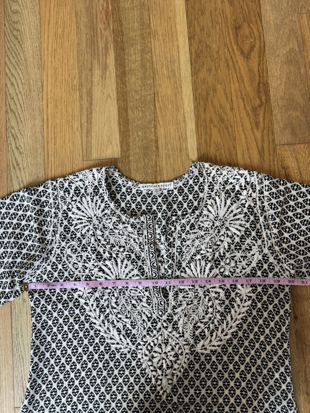 🖤 Gretchen Scott Black & White Tunic 🤍 | Geometric Embroidered Top Size S