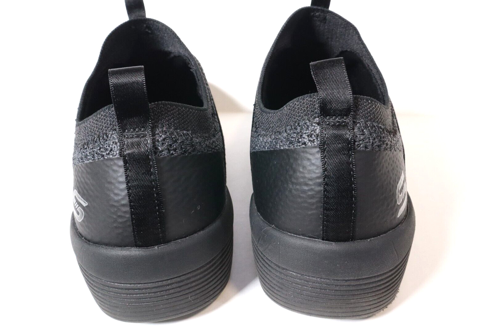 Skechers Women’s Slip-Ins Air Cooled Memory Foam Comfort Shoes BLACK SIZE 10