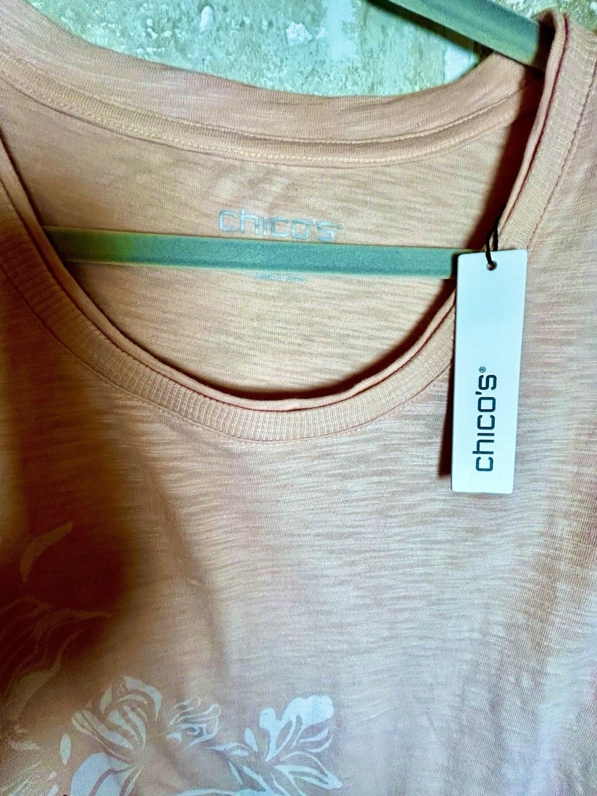 Chico’s Women’s XL Regular Pink Floral Scoop Neck Short Sleeve Cotton T-Shirt