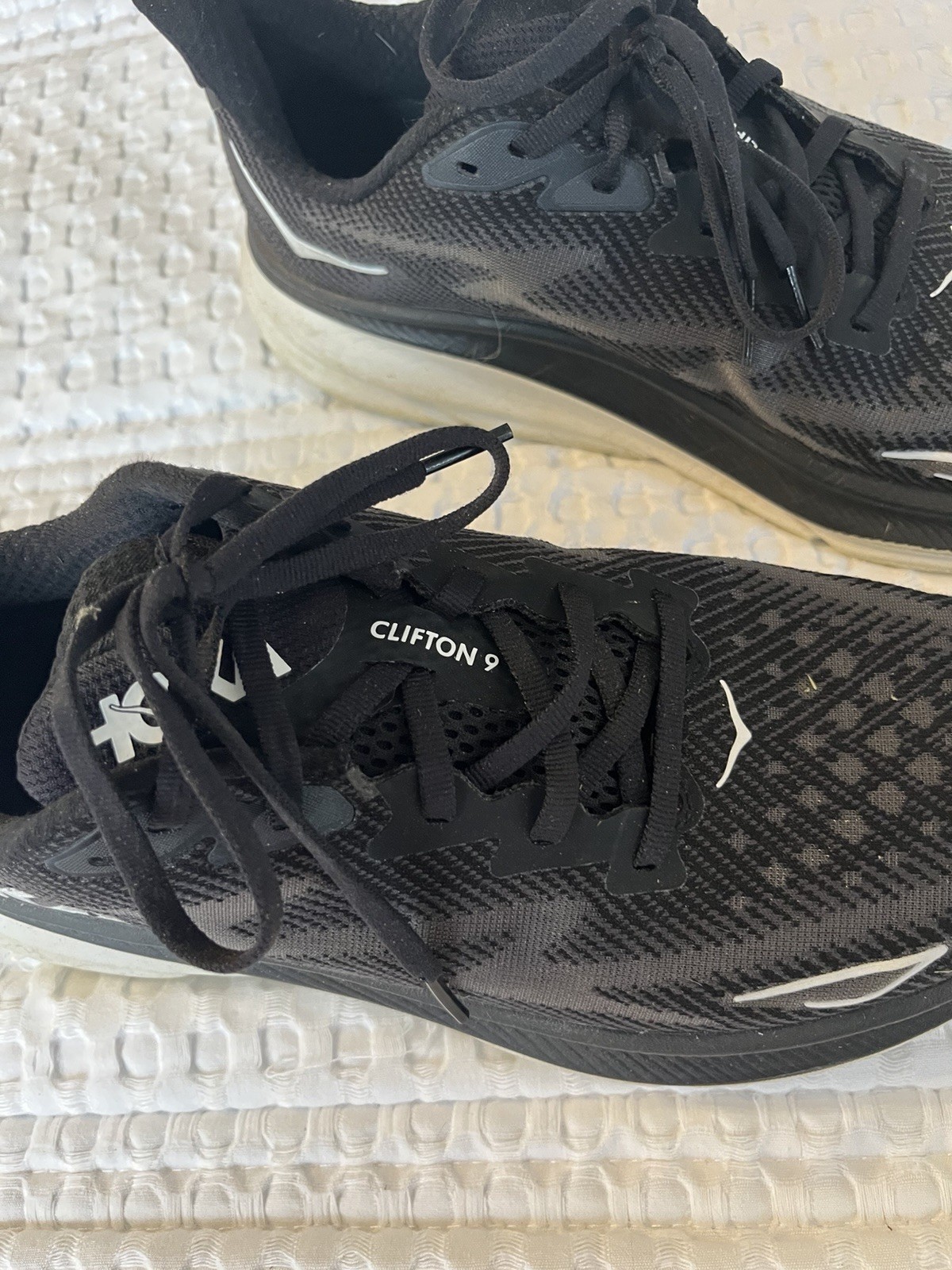 Hoka Clifton 9 Men’s Running Shoes Size 10