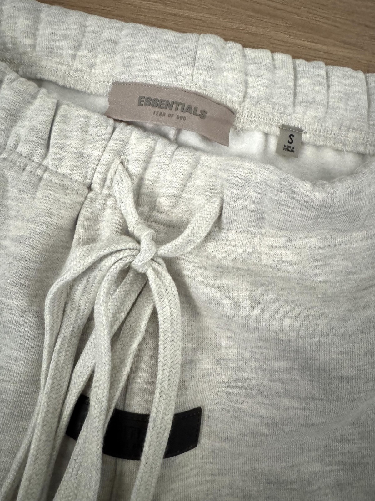 Essentials Fear of God S22 Shorts 3 Colors (Black/ Light/ Dark Oatmeal) All Size
