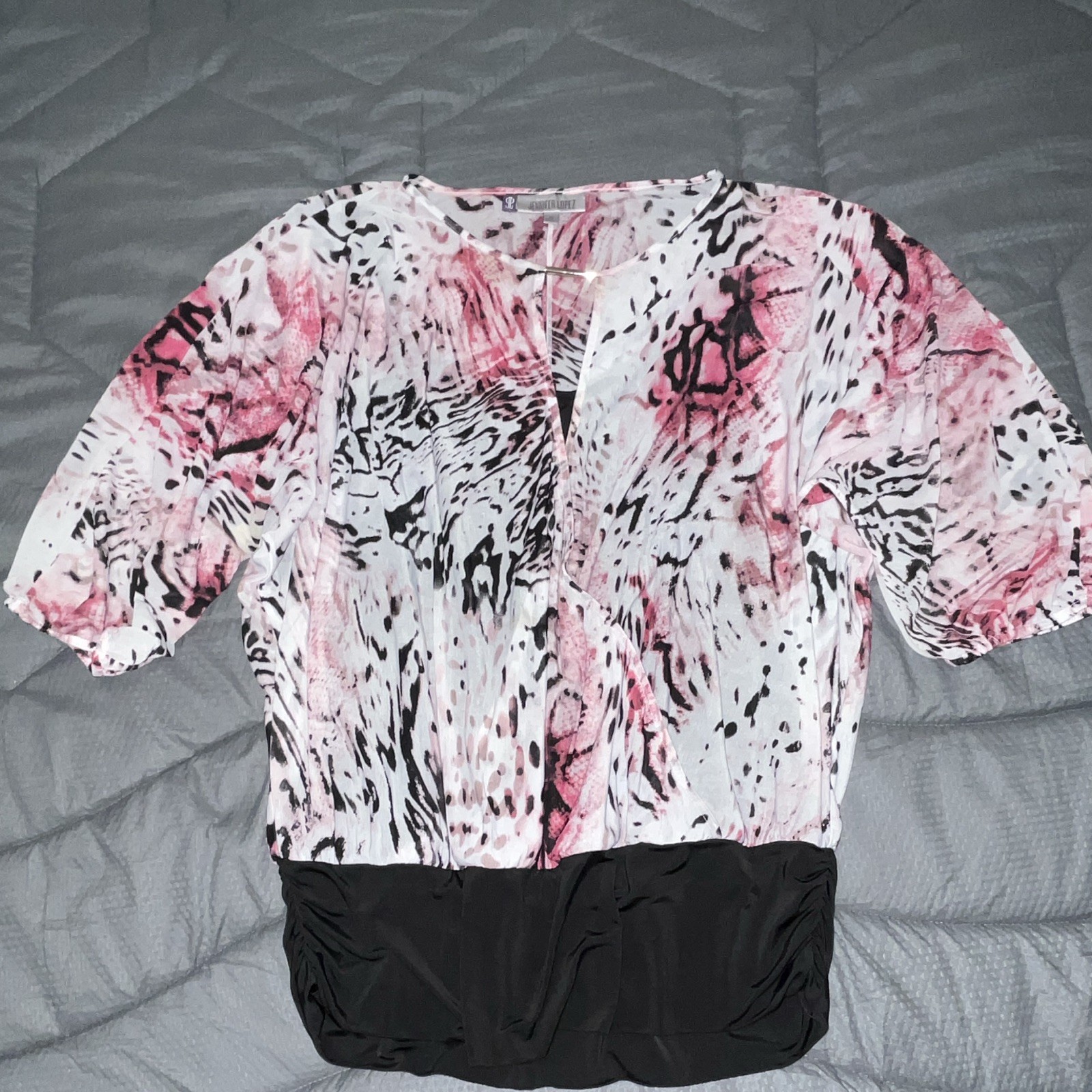 Jennifer Lopez Pink White Black Abstract Pullover V-Neck 3/4 Sleeve Blouse XL