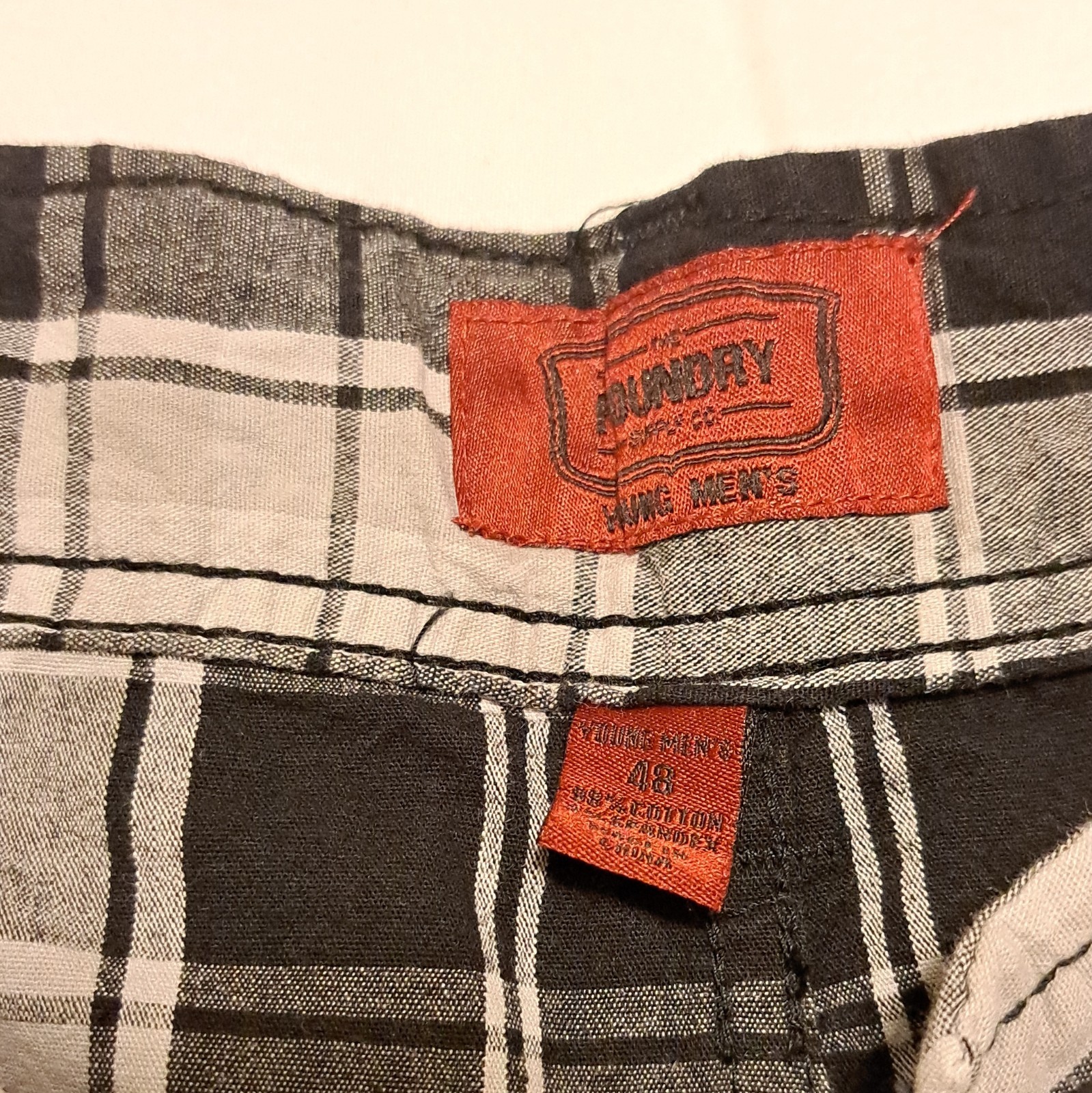 Foundry Men’s Black Gray White Plaid Cargo Shorts Cotton Canvas Button Pockets
