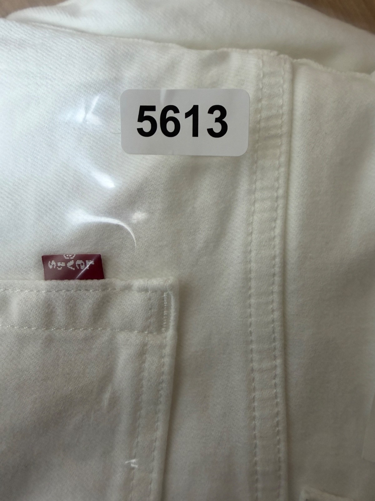 Levis Jeans Mens 48×30 White 541 Athletic Taper Stretch Denim Inseam 28 NWT