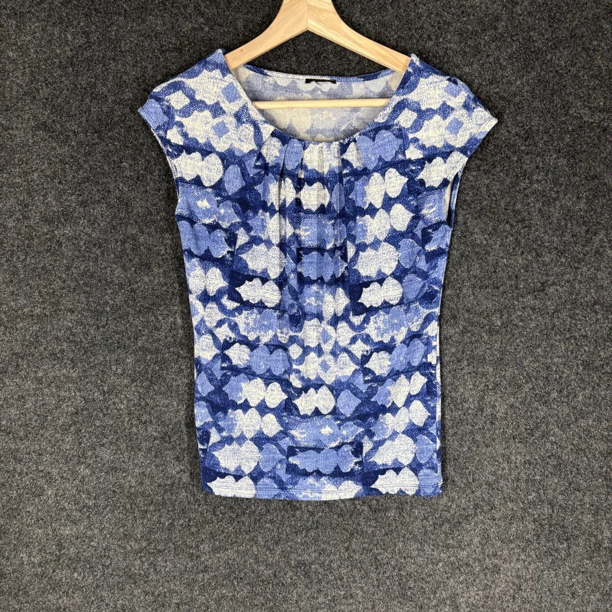 Unbranded T-Shirt Women M Blue Geometric Short Sleeve Round Neck Casual Top