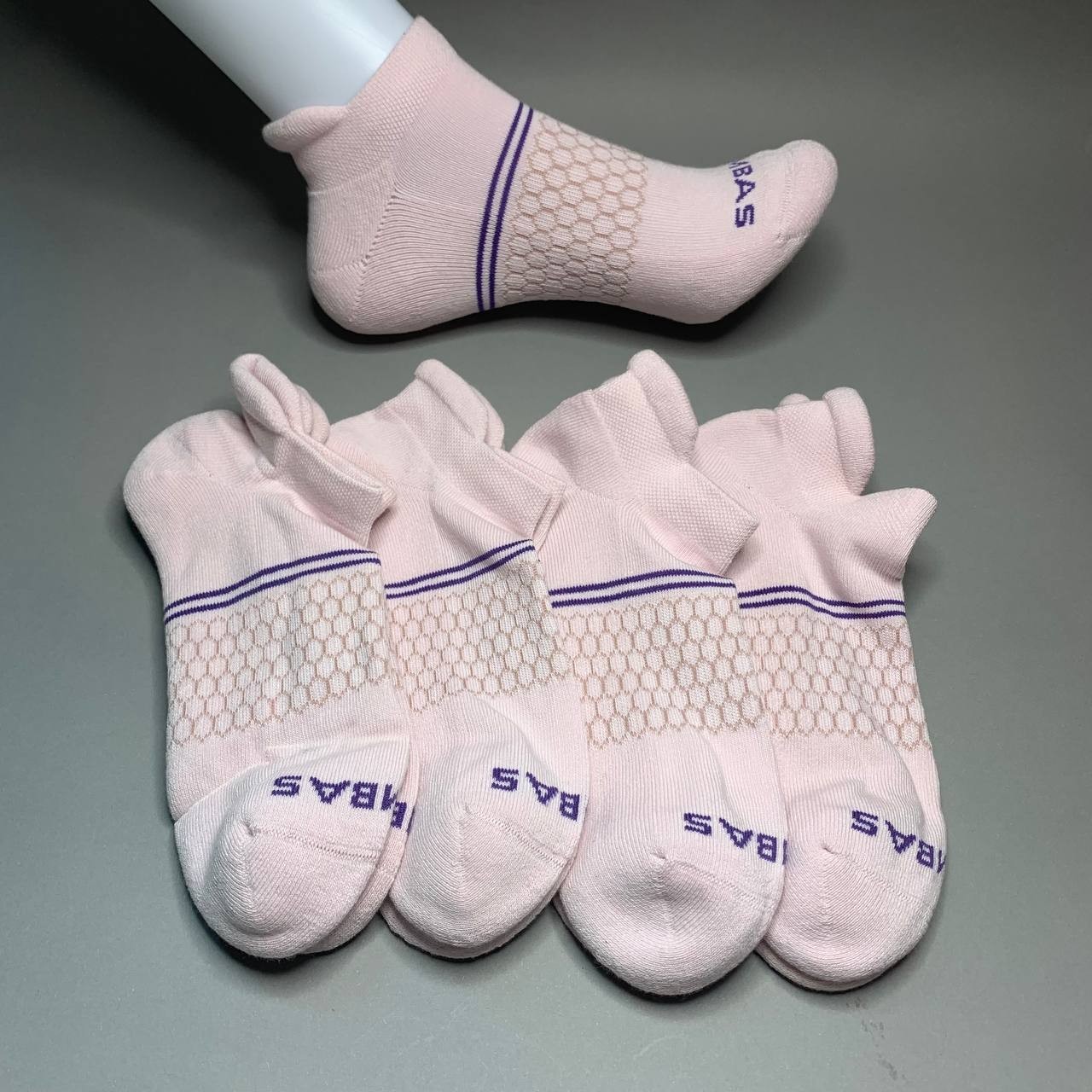 Bombas Women’s Ankle Socks 4 Pair Pack Pink Cherry Size M Medium New