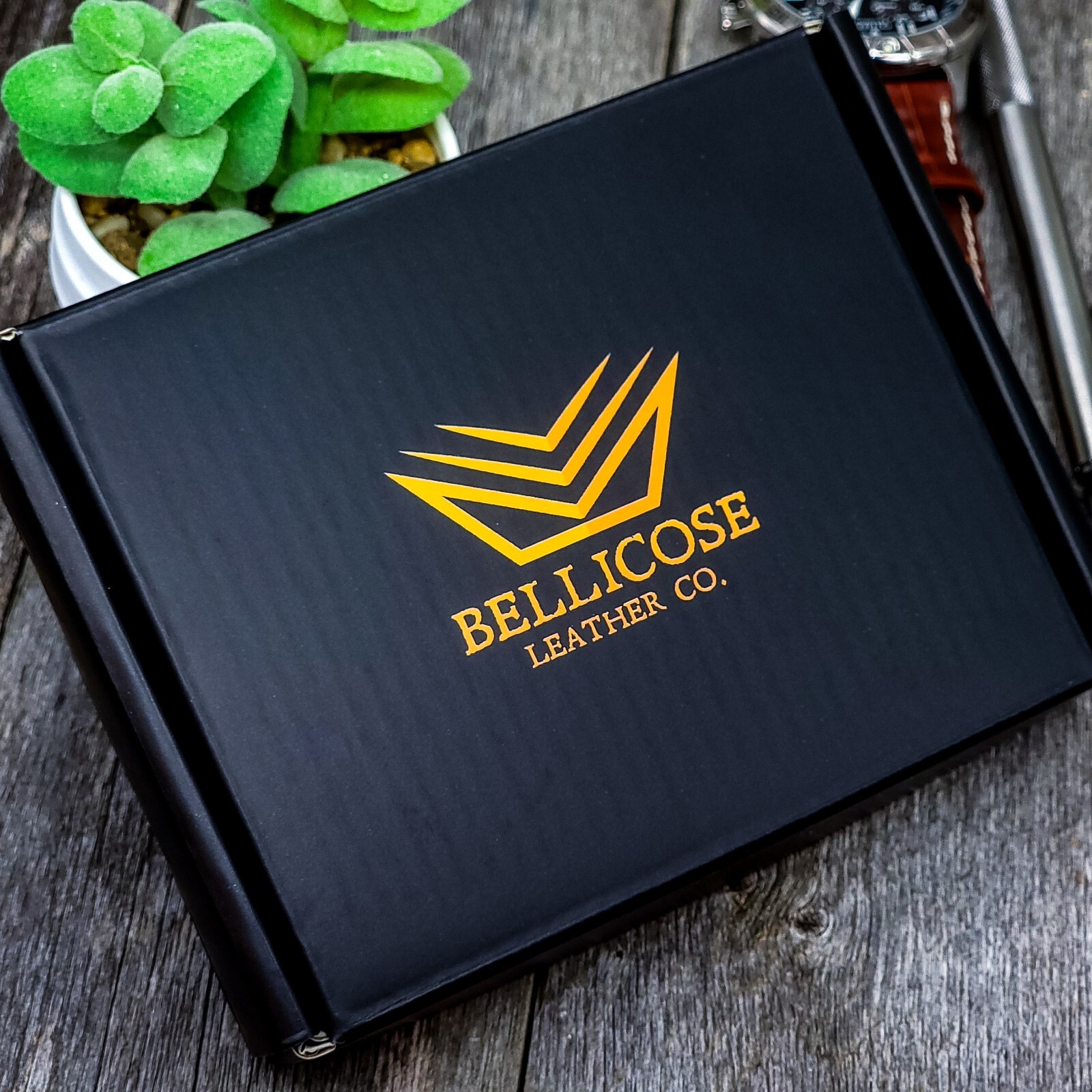 Leather Business Card Holder, Front Pocket Leather Card Holder, Holds 20 Cards