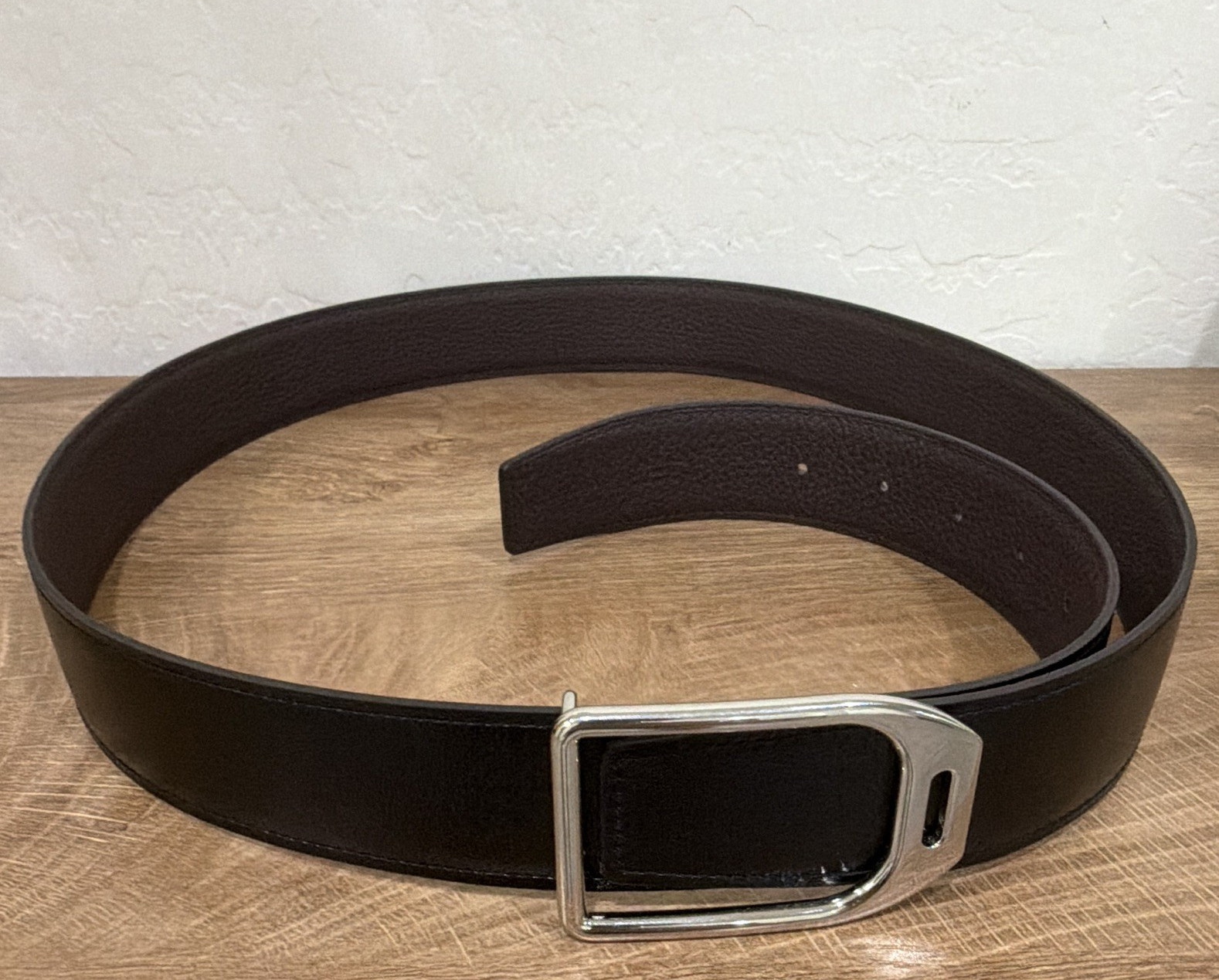 Hermès Men’s Brown Solid Belt Size 44 with Buckle – Pre-Owned Excellent