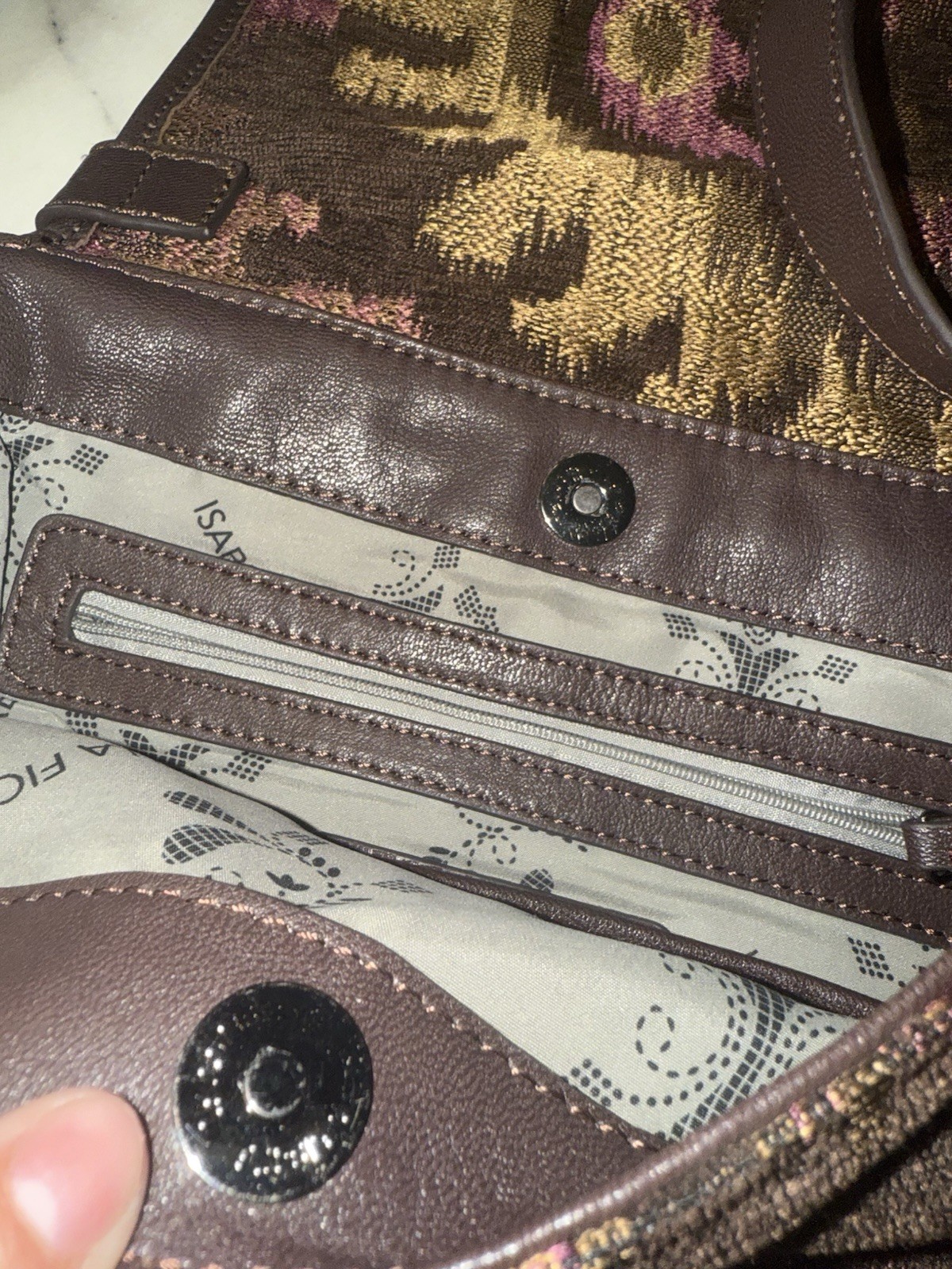 Isabella Fiore Brown Floral Shoulder Bag Zip/Magnetic, Pockets, Silver Hardware