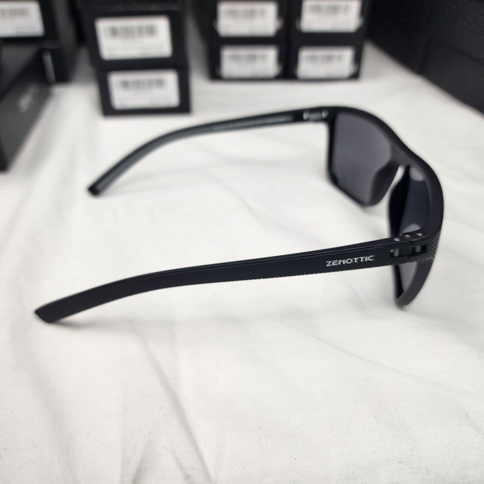 ZENOTTIC Polarized Sunglasses for Men Lightweight UV400 Square Sun Glasses