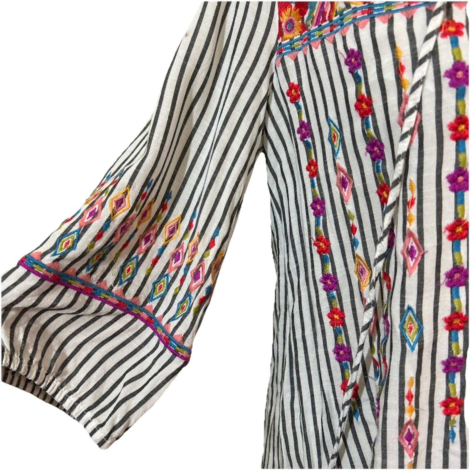 Savanna Jane Blouse Womens Small Embroidered Flowers Striped Boho Top Flaw