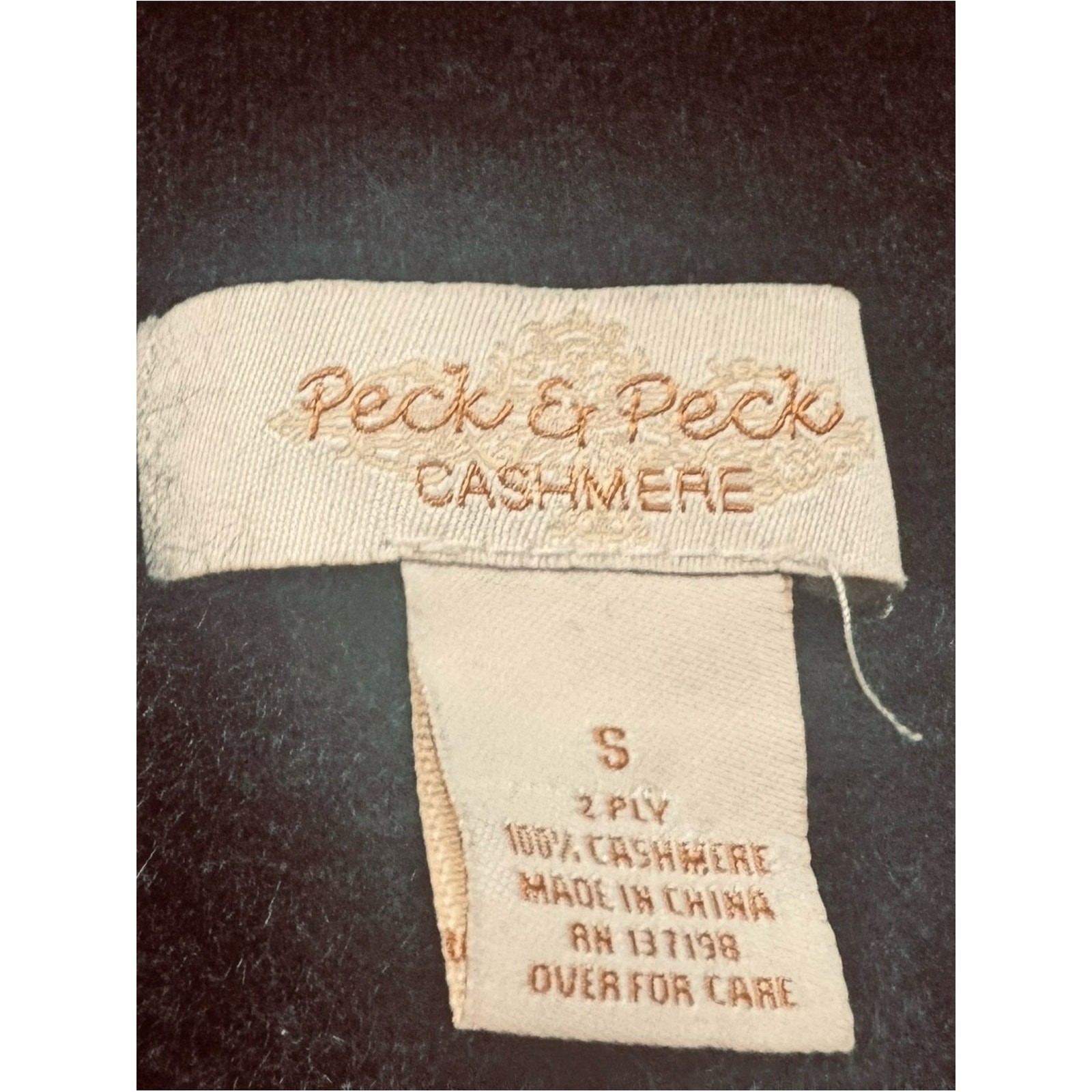 🖤🖤 Peck & Peck 100% Cashmere • Raven Black • Tiny But Mighty