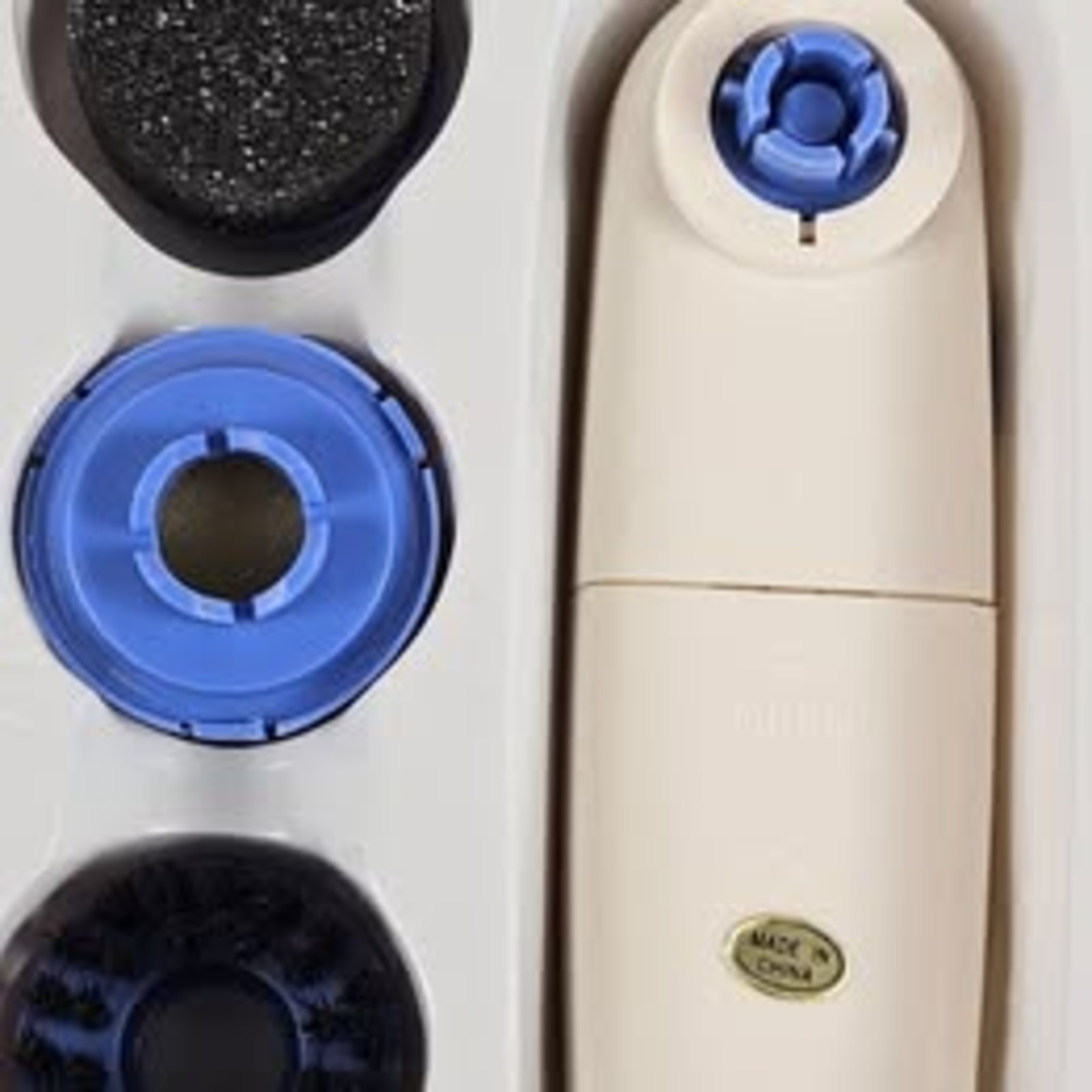 Battery-operated “Shoe Polisher”