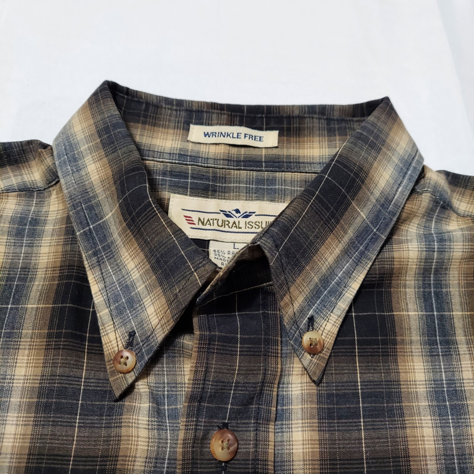 Natural Issue Wrinkle Free Plaid Button Down Shirt Men’s Large Rayon Blend